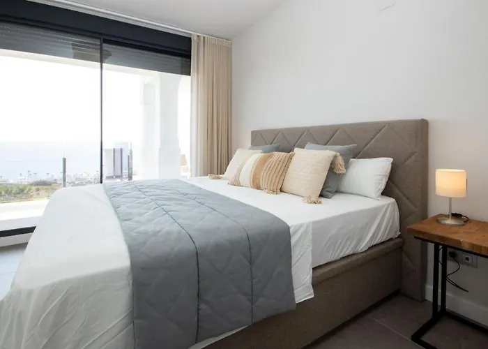 Luxury Apartment Stunning Seaview Bs 3104